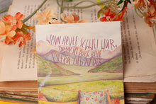 Lade das Bild in den Galerie-Viewer, Postkarte - Sei lieb zu dir - Naturpapier - Cozy Village Cottage Core - Mit Spruch Affirmation Mut machen - Eigene Illustration
