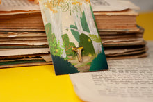 Lade das Bild in den Galerie-Viewer, Emaille Pin - Minipin - Pfifferling Pilz - Tiny Little Forest Kollektion