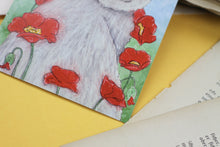 Lade das Bild in den Galerie-Viewer, Postkarte - Katze im Mohnblumenfeld