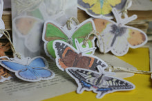 Lade das Bild in den Galerie-Viewer, Geschenkanhänger - Anhänger - Schmetterlinge in Aquarell - Geschenke verpacken - Eigene Illustration
