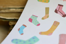 Lade das Bild in den Galerie-Viewer, Stickerbogen - Colorful Socks - Niedliche Illustrationen Socken - Bullet Journal - Eigene Illustrationen
