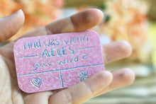 Lade das Bild in den Galerie-Viewer, Vinyl Sticker mit Glitzer Effekt - und was, wenn alles gut wird? - Affirmation, Mut machen, Anxiety - Eigene Illustration
