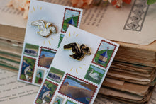 Lade das Bild in den Galerie-Viewer, Emaille Pin - Minipin - Schwan - Schwarz oder Weiß

