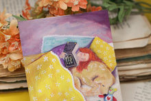 Lade das Bild in den Galerie-Viewer, Postkarte - Frau mit Hund lesend - Golden Retriever - Eigene Illustration - Handgemalt
