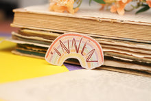 Lade das Bild in den Galerie-Viewer, Vinyl Sticker - Regenbogen *innen - Linksgrünversifft - Gendern - Handgemalte Illustration - Glitzer Aufkleber - Feministischer Sticker
