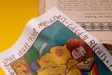 Lade das Bild in den Galerie-Viewer, Microfasertuch - Menschenrechte statt rechte Menschen - Gegen Rechts - Brillen, Handys, Objektive - Eigene Illustration - linksgrünversifft
