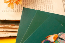 Lade das Bild in den Galerie-Viewer, Postkarte - Tassen gegen Rechts mit Rotkehlchen + Blaumeise - linksgrünversifft - bunt statt braun, fck nzs, nie wieder -eigene Illustration
