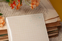 Lade das Bild in den Galerie-Viewer, Magnet - Immerwährender Notizzettel - kleines Whiteboard mit Regenbogen Büchern - Eigene Illustration - Nützliches Geschenk
