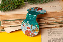 Lade das Bild in den Galerie-Viewer, Magnetisches Lesezeichen - Weihnachtsmann mit Rentier - Adventskalender - Verträumte Kunst, Glitzer - Geschenkidee - Eigene Illustrationen
