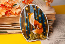 Lade das Bild in den Galerie-Viewer, Vinyl Sticker - Fuchs im Wald mit Glühwürmchen - Handgemalte Illustration - Glitzer Aufkleber
