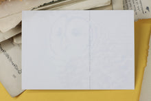 Lade das Bild in den Galerie-Viewer, Postkarte - Streifenkauz

