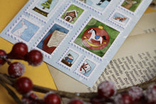 Lade das Bild in den Galerie-Viewer, Postkarte - Weihnachtliche Briefmarken
