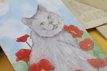 Lade das Bild in den Galerie-Viewer, Handgebundenes Notizbuch - Katze im Blumenfeld
